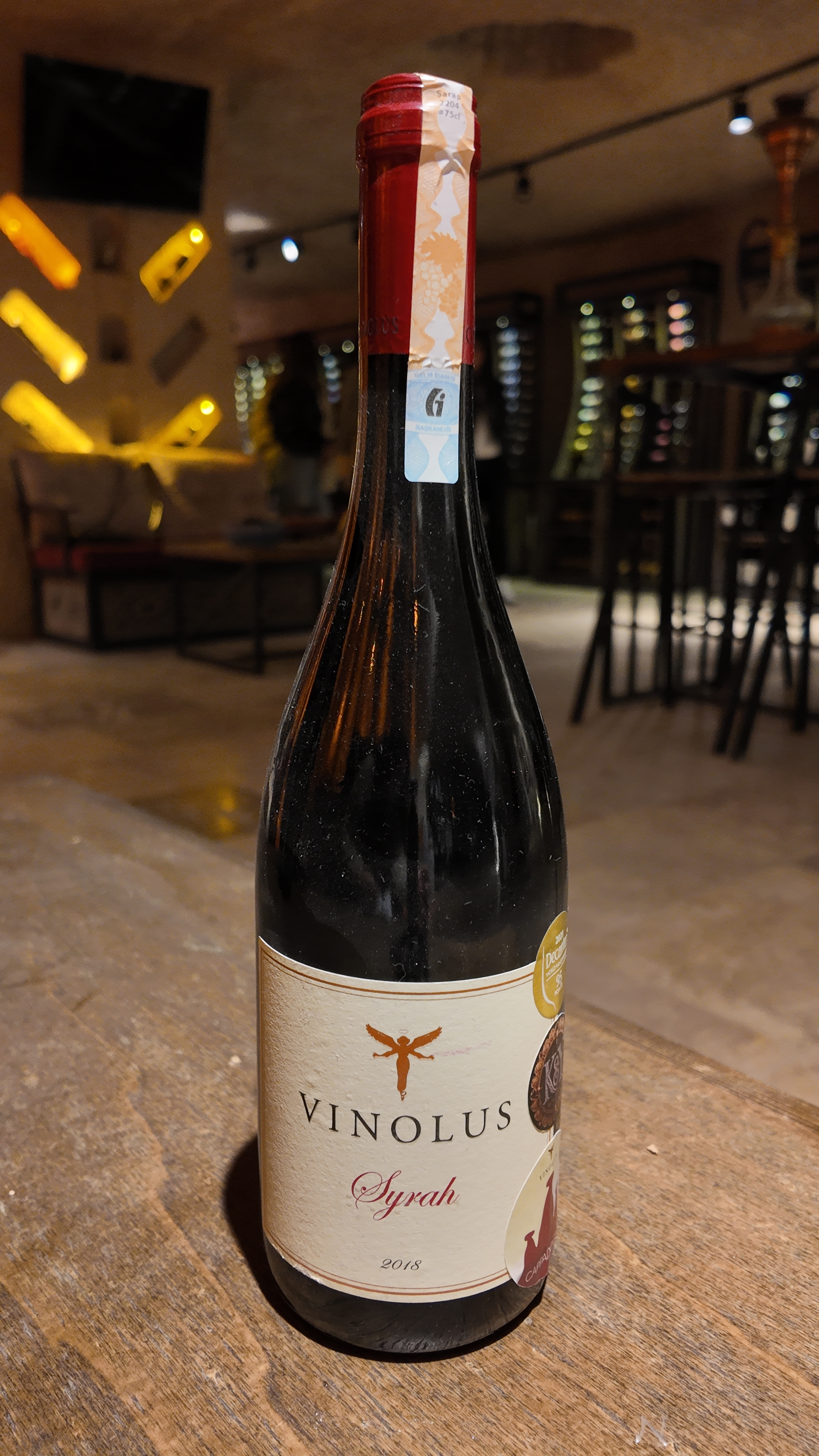 VINOLUS SYRAH 2022